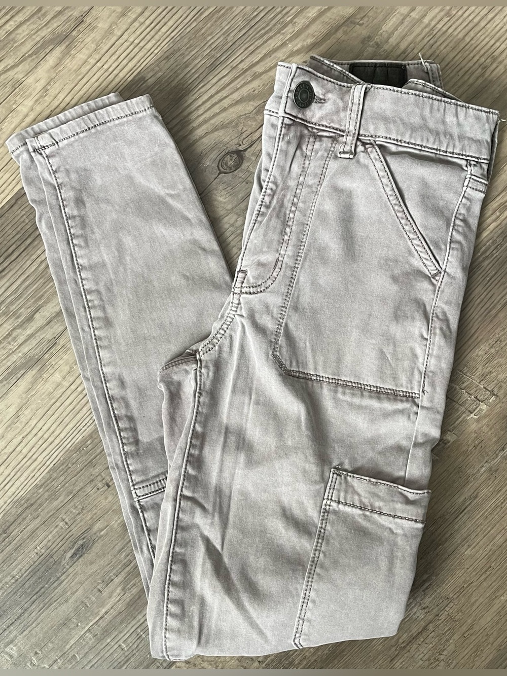 American Eagle Gray Cargo Pants Super Stretch Slim Utility Pants Size 6